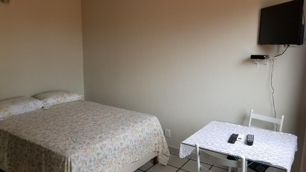 Quarto particular em Vitória Exterior foto